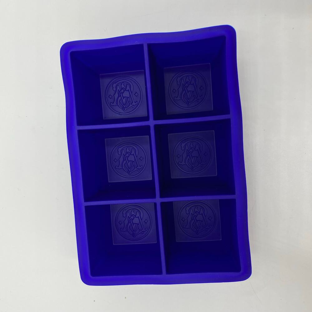 Smith And Wesson Logo Cube Ice Cube Tray NEW
